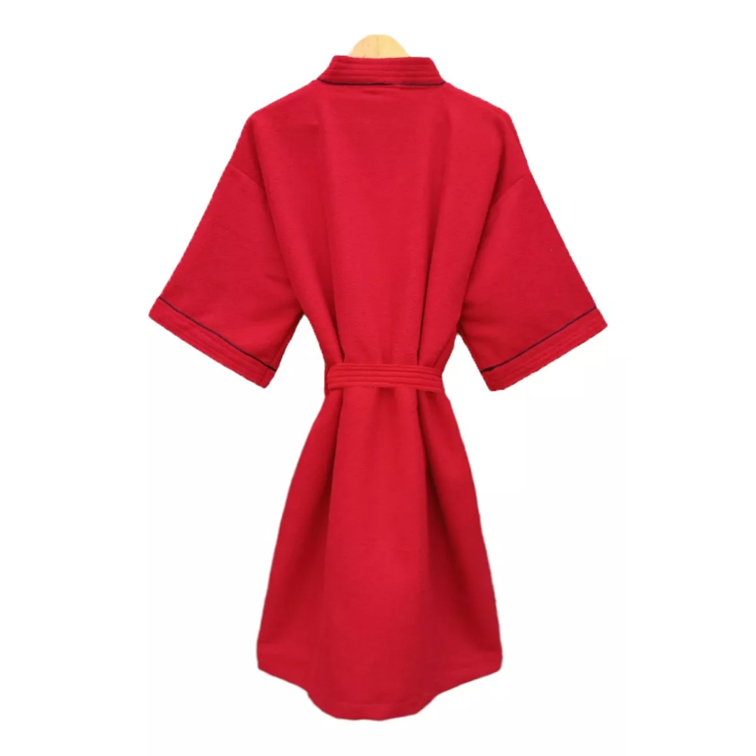 Bata de Baño Roja Detalle en Negro