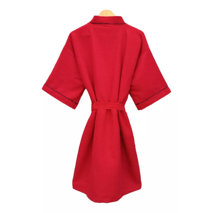 Bata de Baño Roja Detalle en Negro