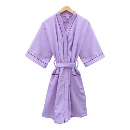 Bata de Baño Lila Detalle en Negro