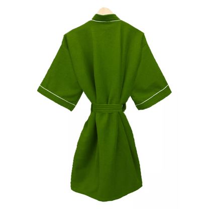 Bata de Baño Verde Aguacate Detalle en Blanco